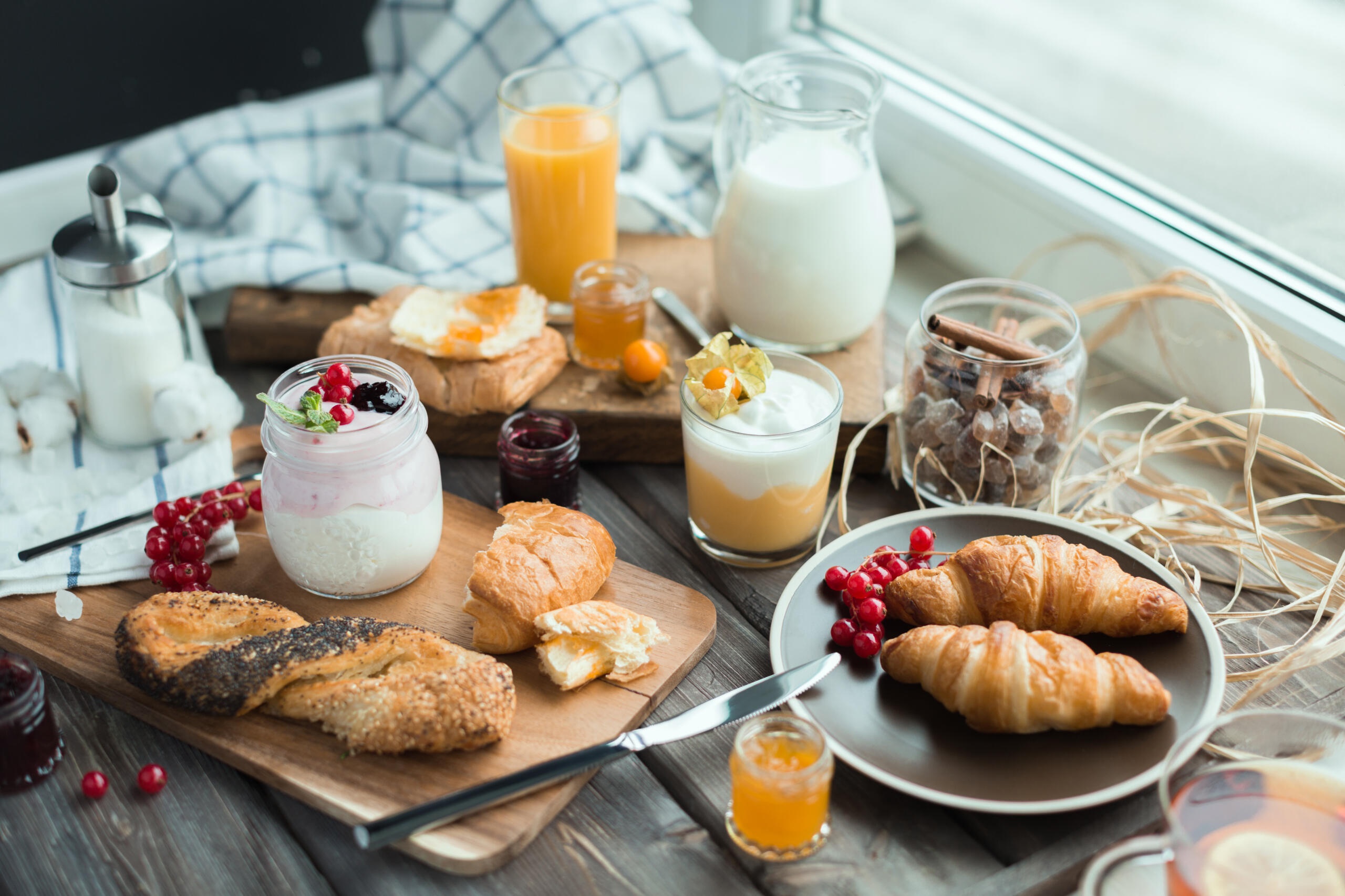 Fuller french. Красивый завтрак. Завтрак фото. Утренний завтрак. Завтрак с молоком.