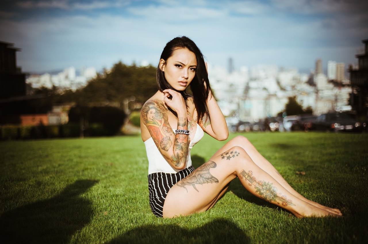 Levy Tran Women Model Actress Tattoo Grass Sunlight Outdoors Asian Legs Wallpaper Resolution 