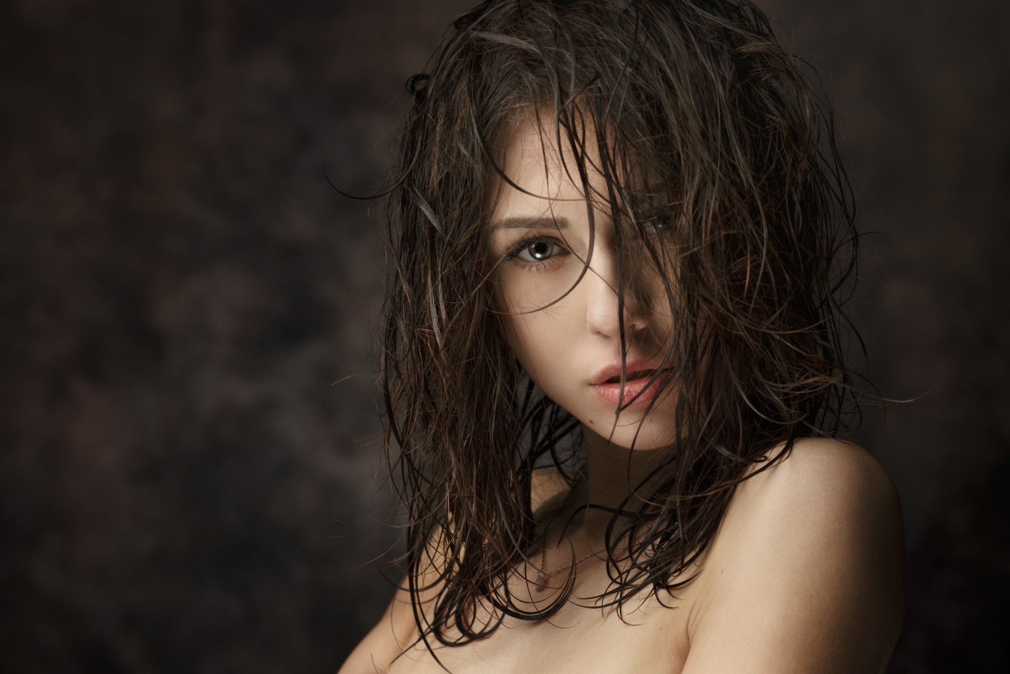 Wet brunette. Модель Кэтрин Тимохина.