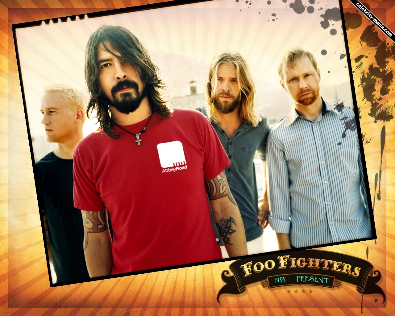 Включи песню фу. Фу Файтерс группа. Вокалист фу Файтерс. Foo Fighters 1995. Группа Foo Fighters 1999.