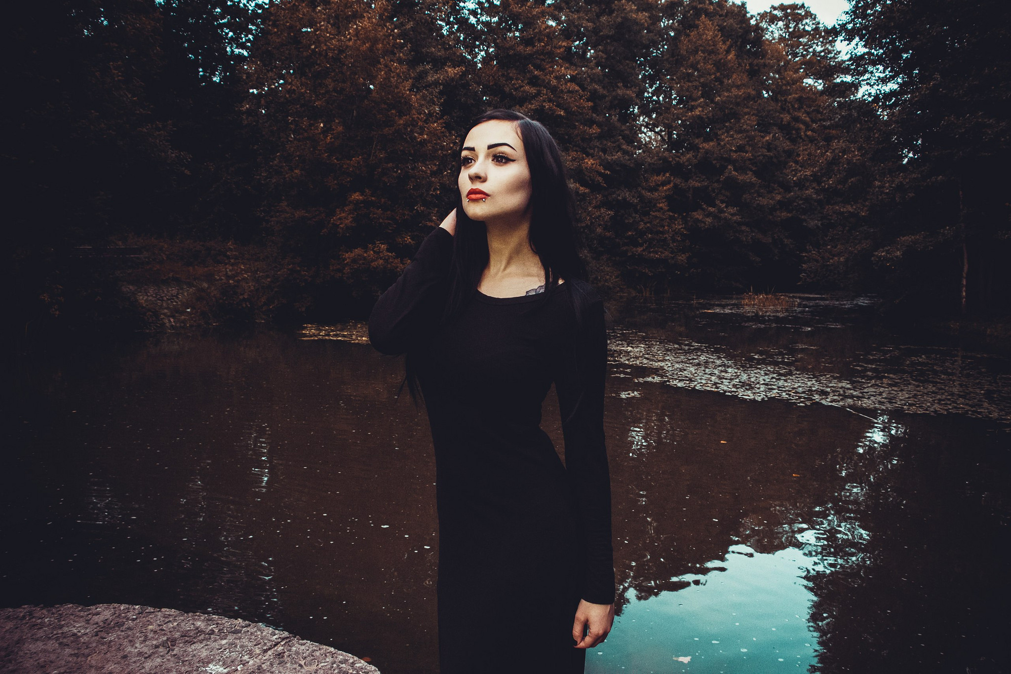 Water black dresses. Aleksa Tereschuk.